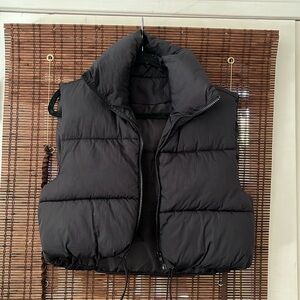 Women’s cropped puffer jacket